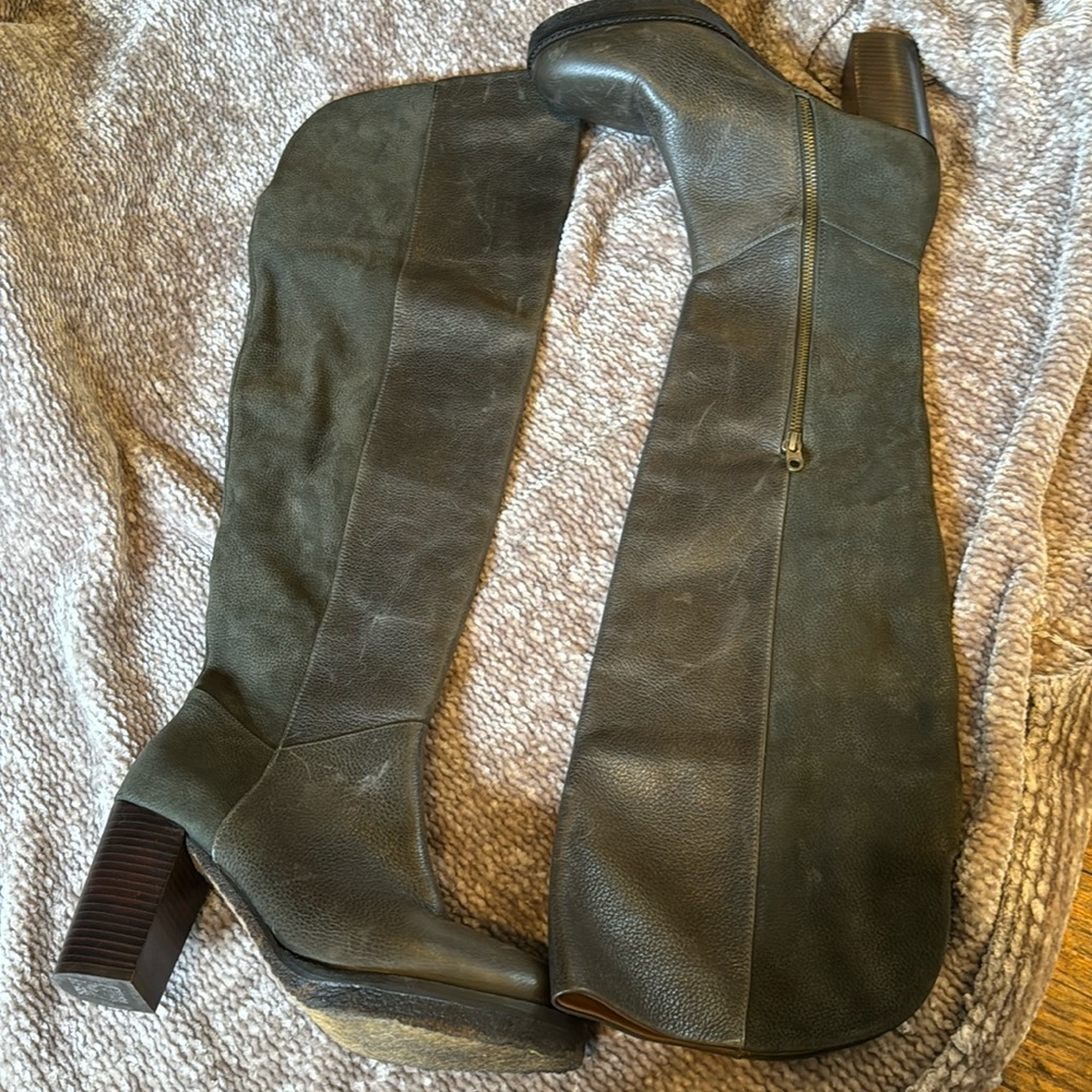 NIB Liebeskind Boots some scuffing but great condtion